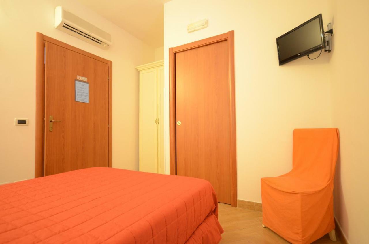 Il Piccolo Nido Bed & Breakfast Borgo Montenero Luaran gambar