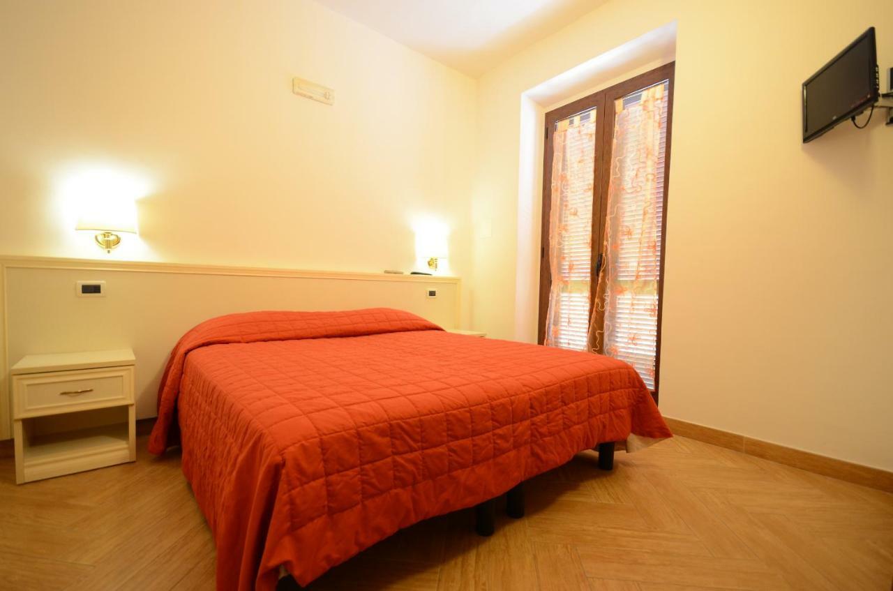 Il Piccolo Nido Bed & Breakfast Borgo Montenero Luaran gambar